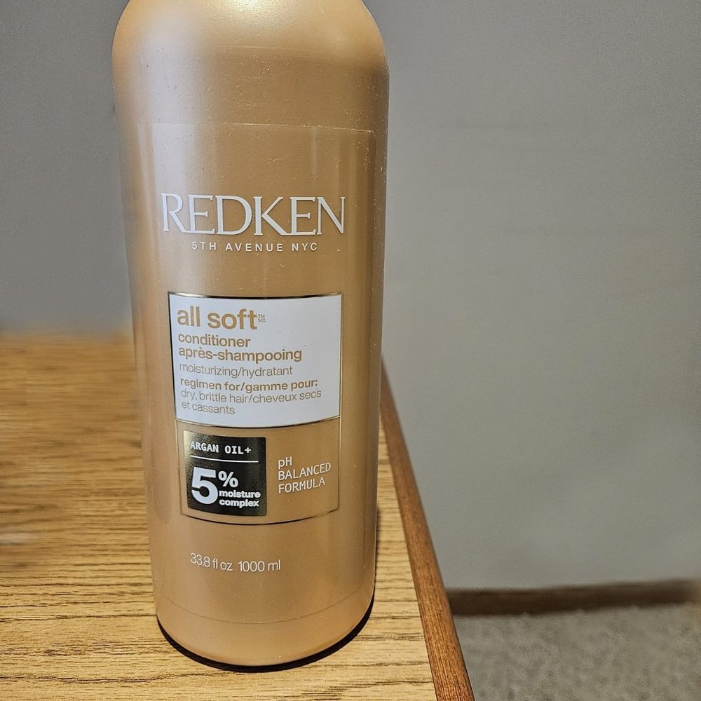 Redken All Soft Conditioner 33.8 oz 1 Liter Moisturizing Hydratant Sealed New